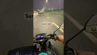 Seedhe aage bdna h😳 explore sandeepmt15 motovlog rider love bike shorts [upl. by Kcirevam]