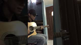 Recargado en una Palma Ariel Camacho El pariente cover [upl. by Axel]