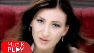 Zeynep Önkaya  Bazıları Official Video [upl. by Sillsby]