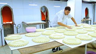 From 20 sacks of flour baked 7 shapes of bread  Sold 5 000 loaves of bread each day [upl. by Entirb]