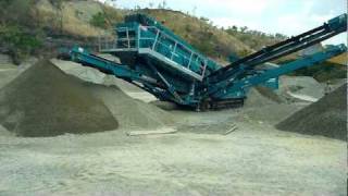 Chieftain 1700 3 Deck Producing 4 Aggregate Products [upl. by Yelserp]