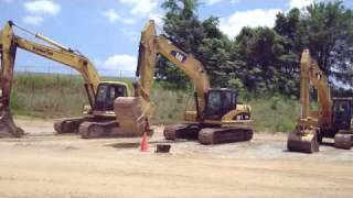 New Cat 320DL Excavator [upl. by Blaze]