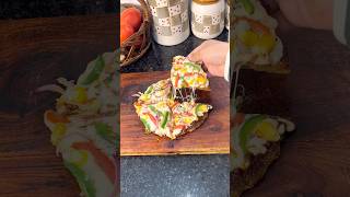 Itna healthy pizza try kiya hai shorts pizza [upl. by Nylleoj]