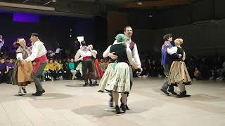 La polka piquée soirée Traditions et Occitanie à Fronton par le Quadrille Occitan 160223 [upl. by Oirretna]