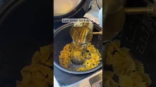 Easy dinner for my kids yes to Mac and cheese in the rice cooker cooking dinner [upl. by Emerick]