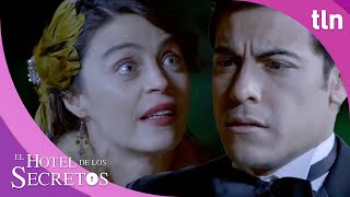 Belén le confiesa todo a Andrés  El Hotel de los Secretos 12  Capítulo55  tlnovelas [upl. by Ellennaj857]