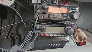 listening to 10m and tx5s clipperton island on alinco dx70 in truck [upl. by Ansel741]