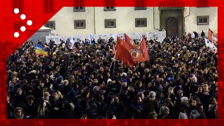 Pisa manifestazione in solidarietà dei giovani manganellati dalla polizia a corteo pro Palestina [upl. by Aridni3]