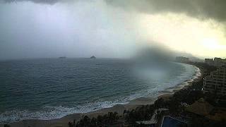 Cumulonimbus shelf cloud heavy rain and lightning visible from Ixtapa Mexico  Oct 02 2012 [upl. by Raseda777]