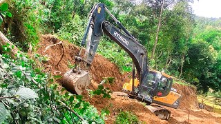 Mountain Madness Watch This Excavator Dance on the Edge of Disaster  Excavator Planet [upl. by Lusty233]