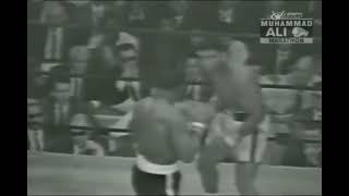 Muhammad Ali vs Sonny Liston 2  The Phantom Punch  FULL FIGHT [upl. by Lledniuq]