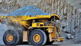 The Largest Komatsu 980E truck Competes in Mining [upl. by Noiz]