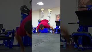 THE REAL PLANCHE PUSH UPS IN THE GYM💀 respect planche pushups motivation streetworkout gym [upl. by Kraska967]