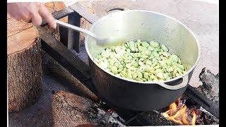 RECETTE CRÉOLE  CARRY POIS VERTS ILE DE LA REUNION [upl. by Wilmott690]