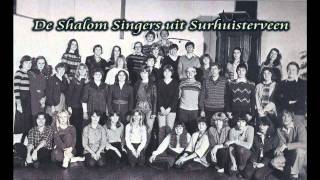 De Shalom singers uit Surhuisterveen Is uw paspoort getekend [upl. by Kylstra594]