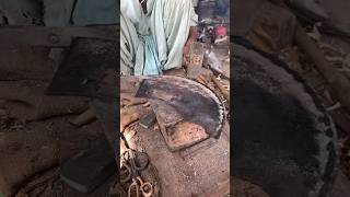 A man repairing toka blad😯😯 viralvideo ytshorts youtubeshorts viralshorts gardeningtool [upl. by Ayenat222]