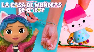 ¡Haz pulseras de la amistad  LAS AVENTURAS DE LA CASA DE MUÑECAS DE GABBY [upl. by Avie]