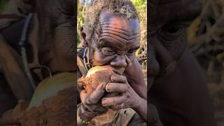 See How old man enjoys his Lunch No teeth but still can eat Roots villageslife food [upl. by Pantin]