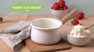 Recette gourmande  Panna cotta au yaourt vanille et fraises Vahiné [upl. by Germain589]