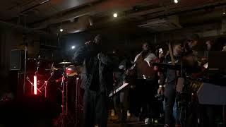 Sarkodie amp Oxlade  She Bad Live Performance Video [upl. by Alben274]