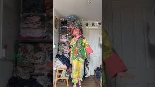 This trend but with tea towel clothing dancechallenge emergencydance [upl. by Ihtak]