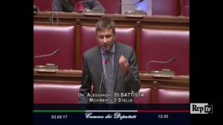 Camera scontro Boldrini  Di Battista Il deputato M5s cacciato dallAula [upl. by Lovering819]