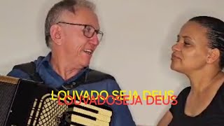 Gauchito e Licia estão louvando a Deus numa live na comunhão [upl. by Tamqrah]