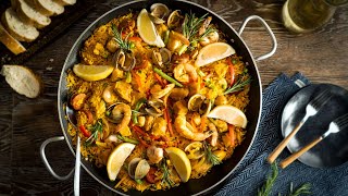 Paella de Mariscos y Carne [upl. by Troyes]