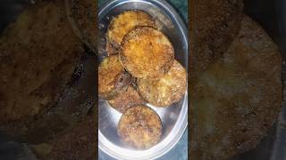 How to make baigan bhaja  Bengali style shorts viralvideo [upl. by Ennobe]