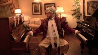 Mozart toca o Rondo Alla Turca em 2 pianos [upl. by Nnairb]