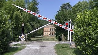 Spoorwegovergang Faenza I  Railroad crossing  Passaggio a livello [upl. by Ashely]