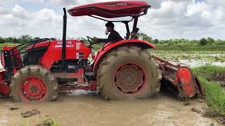 Machine tractors kubota m6040 [upl. by Yokum660]