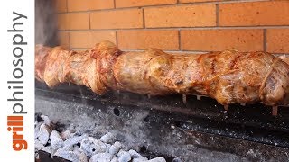 ΧΟΙΡΙΝΟ ΚΟΝΤΟΣΟΥΒΛΙ ΙΔΙΑΙΤΕΡΟ  A unique pork roast in skewers [upl. by Akiehsal]