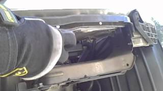 2003 Honda CRV Headlamp assembly change [upl. by Mehetabel]