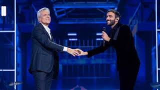 Claudio Baglioni ft Marco Mengoni  Via  Live a Uà  Uomo di varie età [upl. by Leeda]