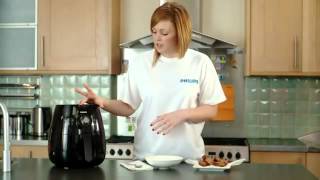 Philips AirFryer HD9220  Så här steker du korvar [upl. by Estrin]