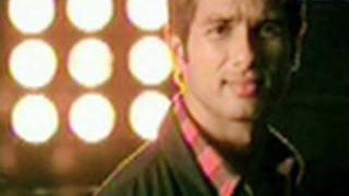 Bekaraar Uncut Promo Song  Paathshaala  Shahid Kapoor amp Ayesha Takia [upl. by Shorter622]