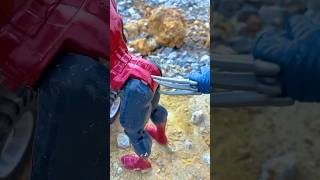 Super Heroes DOMINO EFFECT THE AMAZING Marvel Toys shorts funny marvel actionfigures marveltoy [upl. by Hadria]