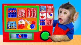 Monkey KaKa Plays and Wins Treats from the Candy Vending Machine [upl. by Reddy]