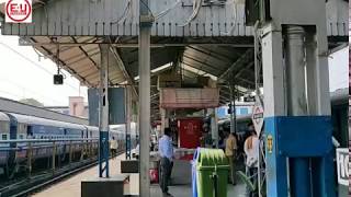 DAKSHIN Superfast Express Train Final Departure Announcement at Itarsi Junction Railway Station [upl. by Nilok]