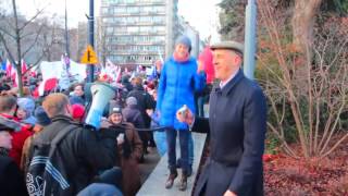 Roman Giertych JESTEM WESOŁY ROMEK demonstracja marsz KOD skacze śmieszne filmy [upl. by Arol]