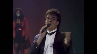 Gerard Joling  ShangriLa UK Gerard Joling In Concert 1989 Officiële Video [upl. by Ylram]