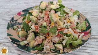 Salat mit Thunfisch und Avocado Probieren Sie dieses Rezept unbedingt aus [upl. by Haeluj]