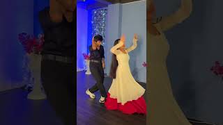 Saree ke fall sa song viraldance trendingshorts dancergirl youtubeshort dance bolloywooddance [upl. by Nesnah]