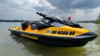 Cleaning off all of the hard water stains from the GTR 230 and the VX Deluxe seadoo lakelife [upl. by Lozano]