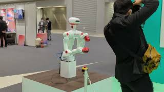 「docomo Open House22」拡張人間基盤 脳波でロボットを動かすデモンストレーション [upl. by Yadnil]