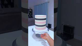 HOW TO CREATE 2TONE BUTTERCREAM STRIPED CAKE cakeshorts cakedecorating buttercream [upl. by Debby]