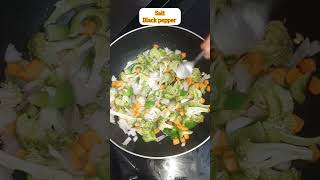 For weight loss stir fry vegetables 😋stirfry healthyfood food shorts youtubeshorts [upl. by Elletnwahs]