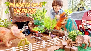 PARQUE DE DINOSSAUROS DE BRINQUEDO NA FAZENDINHA DO FELIPE CANOPF  DINOSAUR TOY FARM TREX [upl. by Lyndy331]