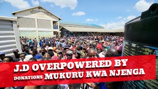 JEREMY DAMARIS OVERPOWERED BY MUKURU KWA NJENGA RESIDENTS AS THEY FIGHT FOR BLANKETS [upl. by Kenelm155]